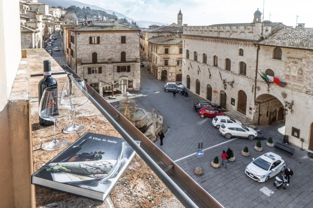Palazzo Bozzoni Assisi Boutique Apartments Exterior foto