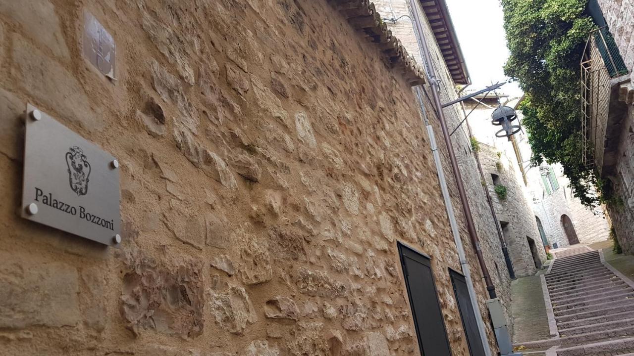 Palazzo Bozzoni Assisi Boutique Apartments Exterior foto