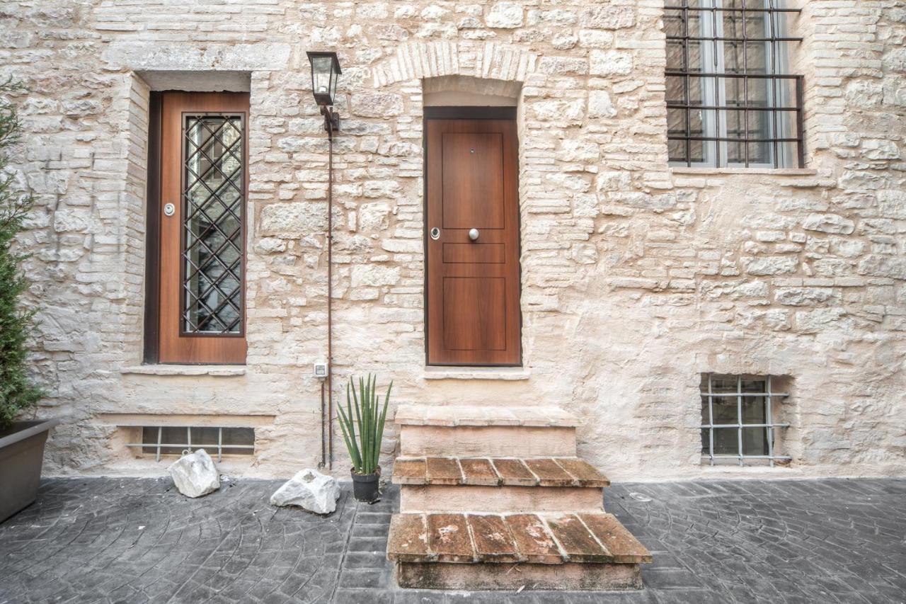 Palazzo Bozzoni Assisi Boutique Apartments Exterior foto